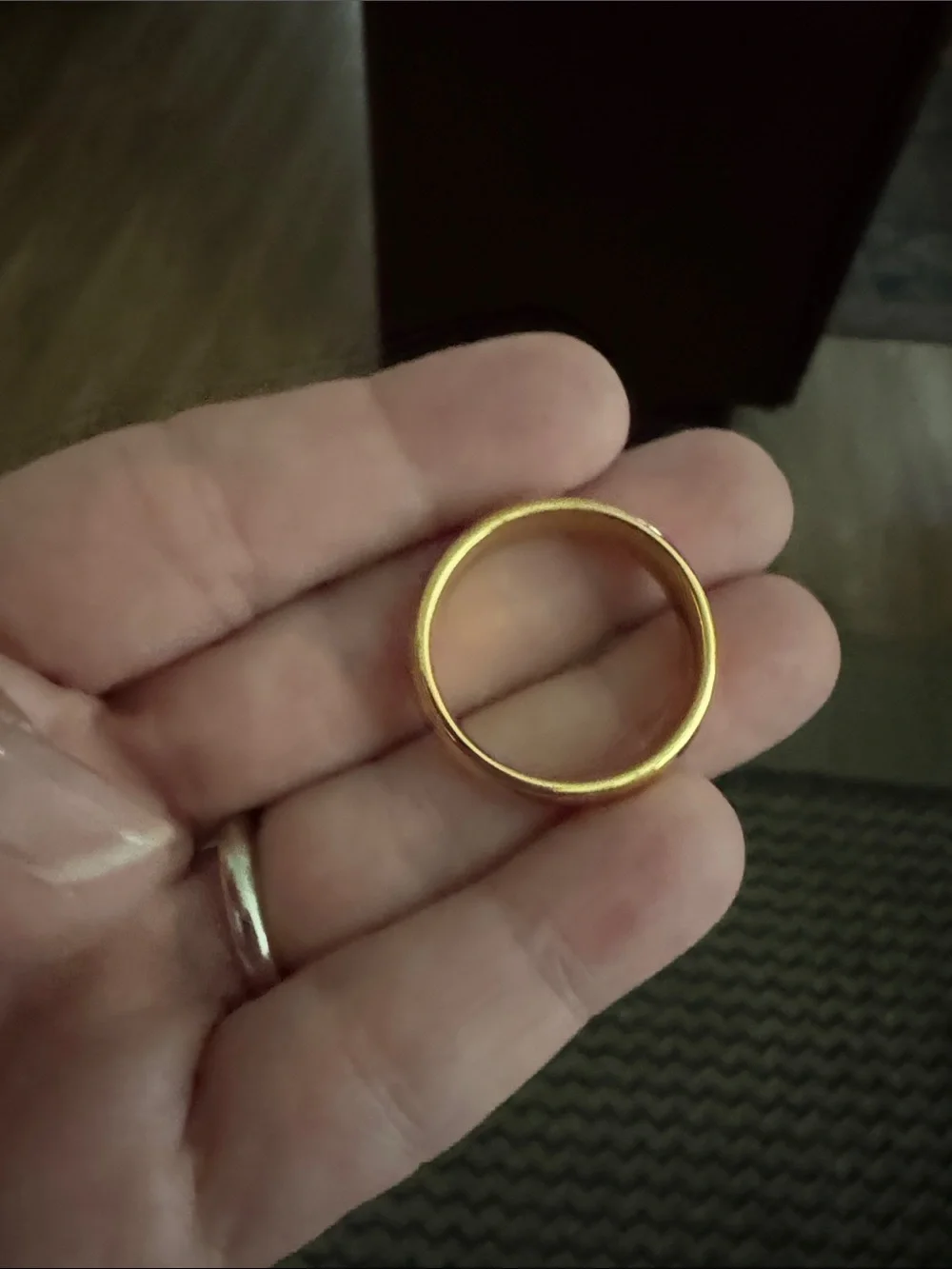 Classic Men’s Gold Tone Dome Ring